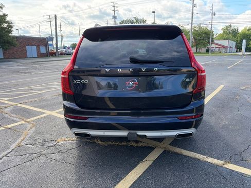 Used 2017 Volvo XC90 T6 Momentum w/ Momentum Plus Package AWD/4WD image 7