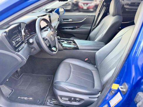Used 2021 Toyota Mirai RWD image 21