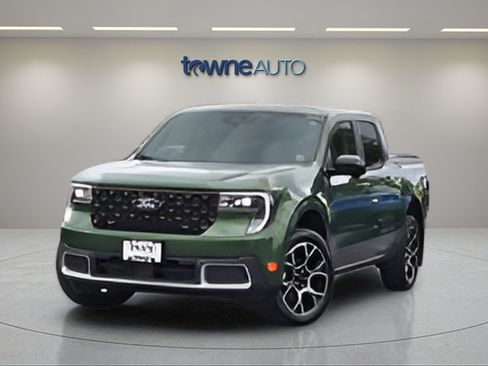 Used 2025 Ford Maverick Lariat w/ 4K Tow Package AWD/4WD image 12