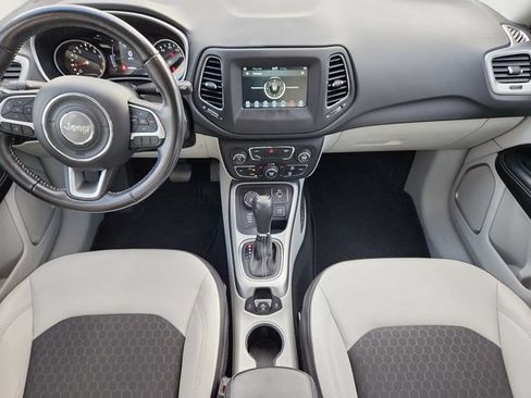 Used 2019 Jeep Compass Latitude w/ Safety & Security Group AWD/4WD image 20