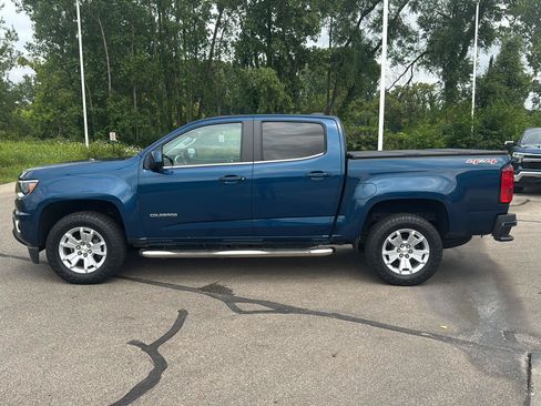 Used 2019 Chevrolet Colorado LT w/ LT Convenience Package AWD/4WD image 2