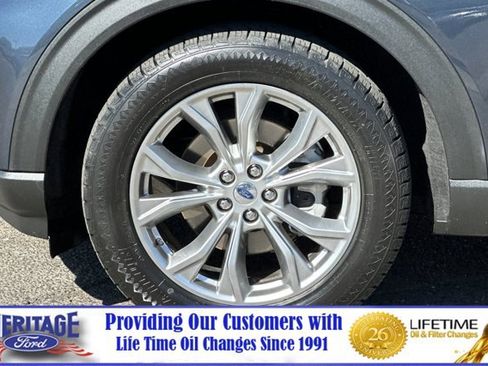 Certified 2022 Ford Explorer Limited w/ Equipment Group 301A image 28