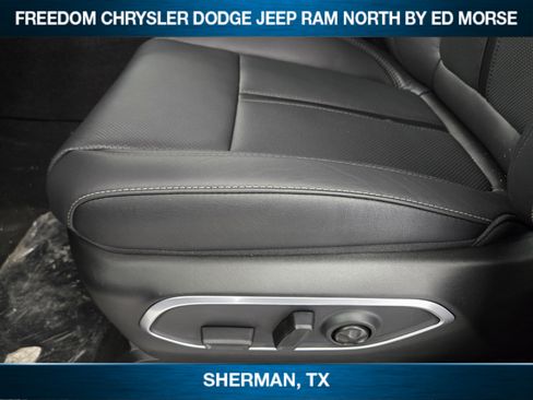 New 2026 Jeep Grand Wagoneer Limited AWD/4WD image 18
