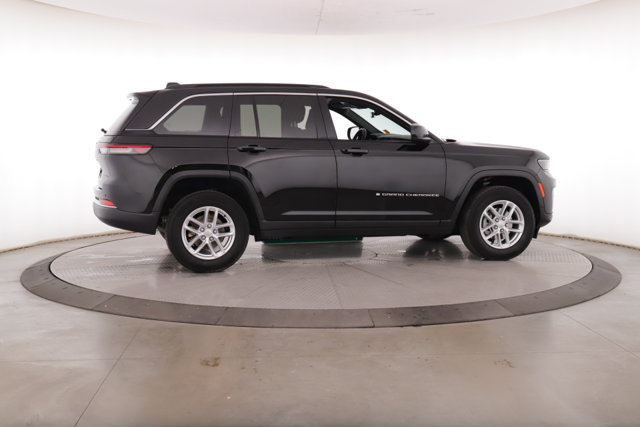 Used 2025 Jeep Grand Cherokee Laredo X AWD/4WD image 6