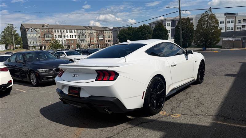 Used 2024 Ford Mustang GT RWD image 10