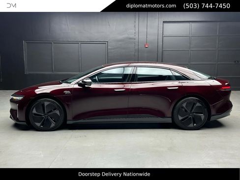 Used 2024 Lucid Air Touring image 4