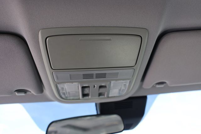 Used 2018 Honda Accord EX image 33