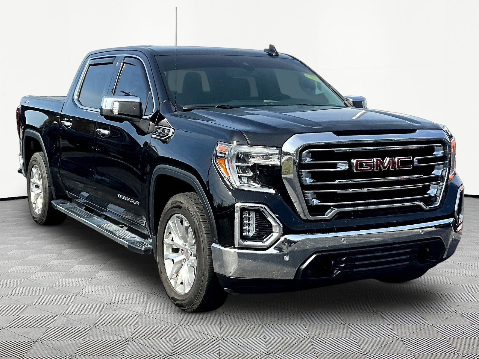 Used 2019 GMC Sierra 1500 SLT w/ SLT Premium Plus Package AWD/4WD image 3