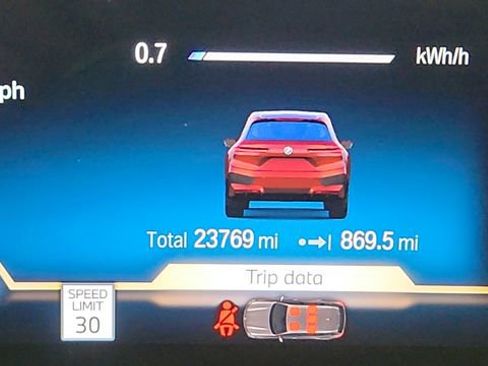 Used 2023 BMW iX xDrive50 w/ Premium Package image 42