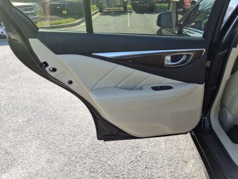 Used 2019 INFINITI Q50 Luxe image 16