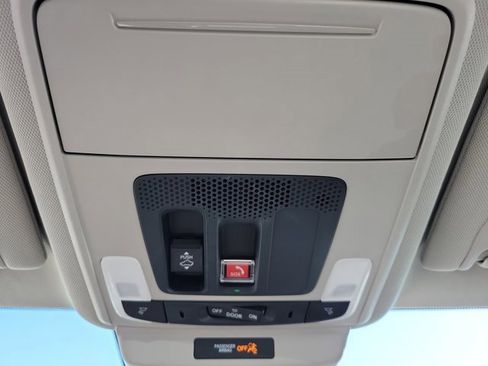 Used 2025 Honda Accord Touring image 31