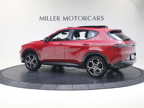 Used 2024 Alfa Romeo Tonale Veloce image 3