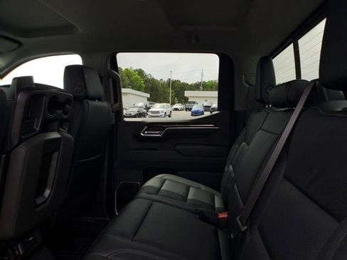 New 2026 GMC Sierra 1500 SLE w/ X31 Off-Road Package image 11