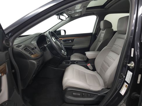 Used 2017 Honda CR-V Touring image 4