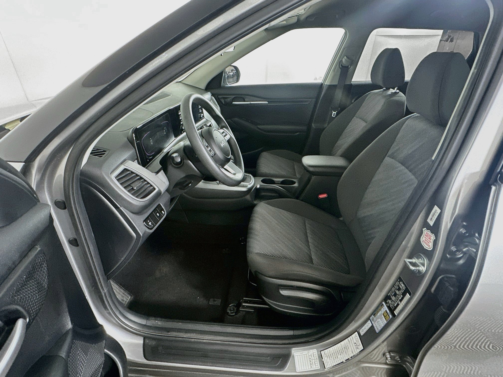 Used 2026 Kia Seltos LX AWD/4WD image 13