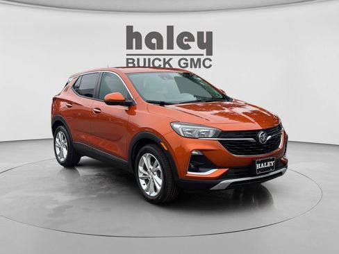 Used 2023 Buick Encore GX Preferred w/ Cold Weather Comfort Package FWD image 7
