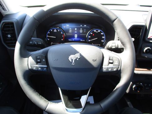 New 2024 Ford Bronco Sport Outer Banks image 14