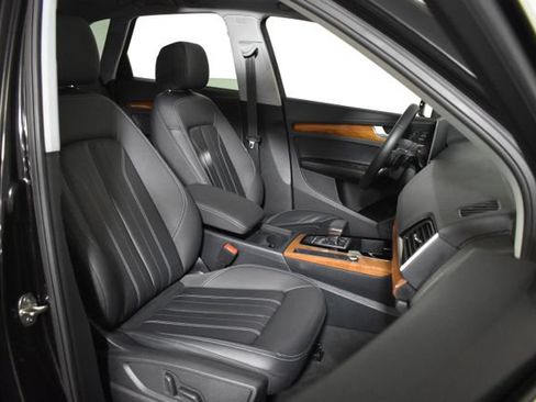 Used 2023 Audi Q5 2.0T Premium w/ Convenience Package AWD/4WD image 33