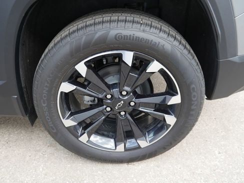 New 2026 Chevrolet Equinox RS w/ LPO, Floor Liner Package image 30