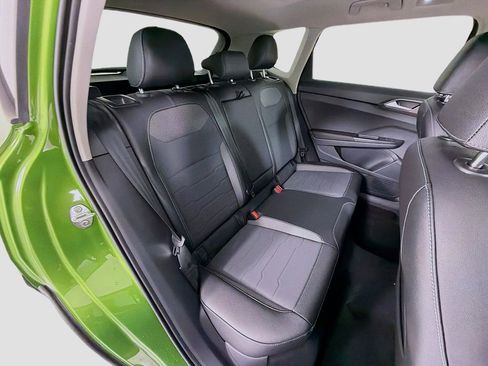 New 2026 Volkswagen Taos SE image 28