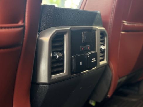 Used 2022 Ford F250 Platinum AWD/4WD image 36