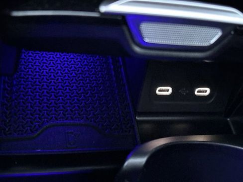 Certified 2025 Mercedes-Benz C 300 C 300 image 40