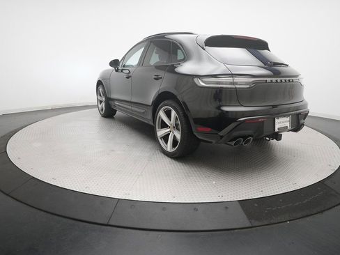 Certified 2026 Porsche Macan AWD/4WD image 12