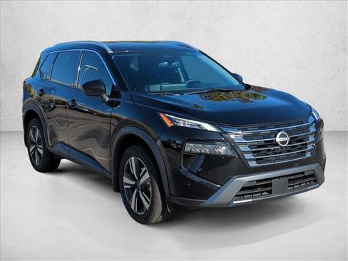 Used 2024 Nissan Rogue SL w/ SL Premium Package image 3