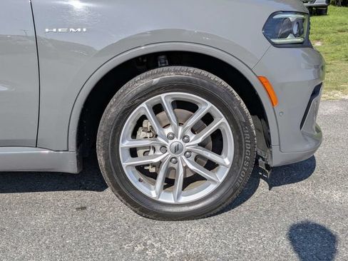 Used 2024 Dodge Durango R/T RWD image 9