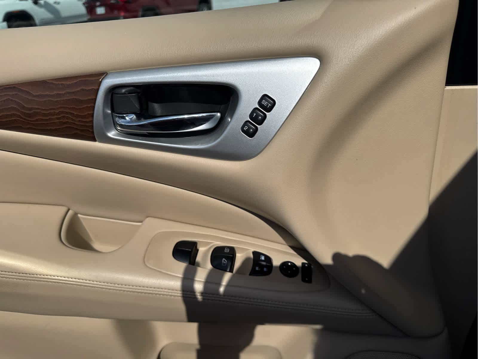 Used 2019 Nissan Pathfinder Platinum AWD/4WD image 27