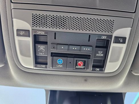 Used 2020 Acura MDX SH-AWD w/ Technology Package image 35