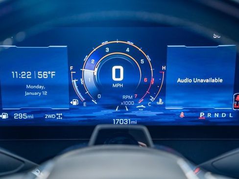 Used 2024 Chevrolet Traverse Z71 w/ Enhanced Driving Package image 50