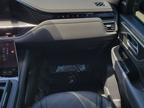 Certified 2025 INFINITI QX80 Luxe RWD image 10
