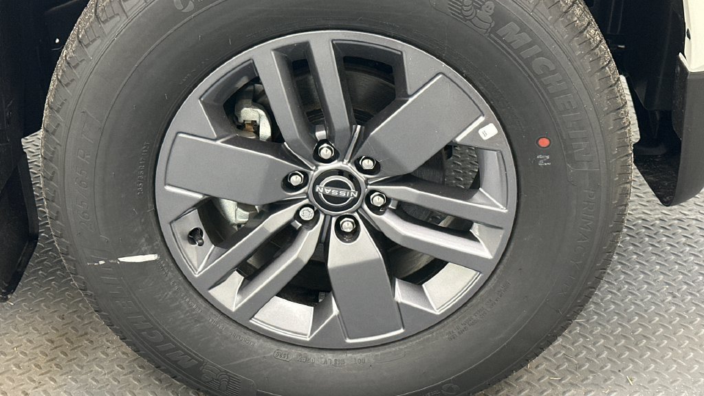 New 2026 Nissan Frontier SV w/ Tow Package AWD/4WD image 16