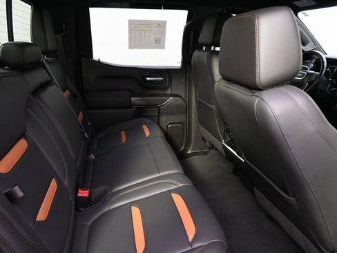 Used 2021 GMC Sierra 1500 AT4 w/ AT4 Value Package image 18