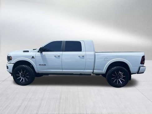 Used 2022 RAM 2500 Limited w/ Night Edition AWD/4WD image 9