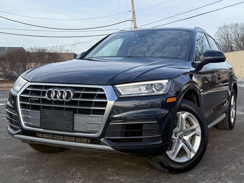 Used 2019 Audi Q5 2.0T Premium w/ Convenience Package image 1