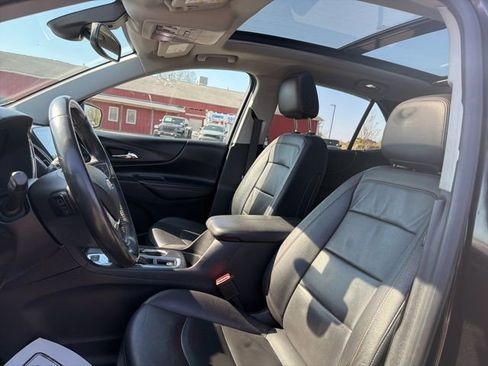 Used 2019 Chevrolet Equinox Premier w/ Premier True North Edition AWD/4WD image 11