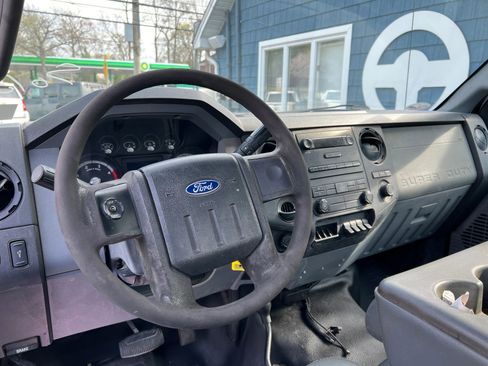 Used 2011 Ford F350 XL image 8