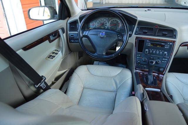 Used 2005 Volvo S60 2.5T FWD image 47