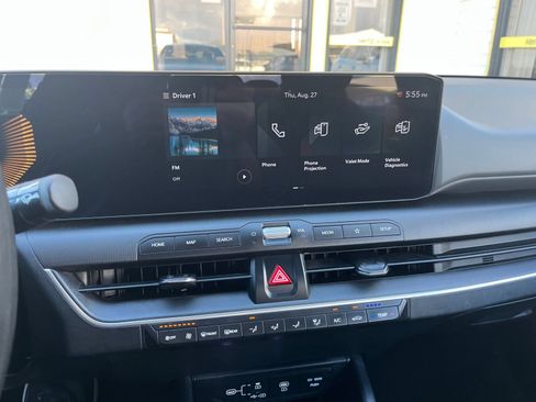 Used 2025 Kia K4 FWD image 16