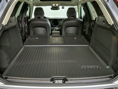 Used 2023 Volvo XC60 B5 Plus w/ Protection Package Premier FWD image 48