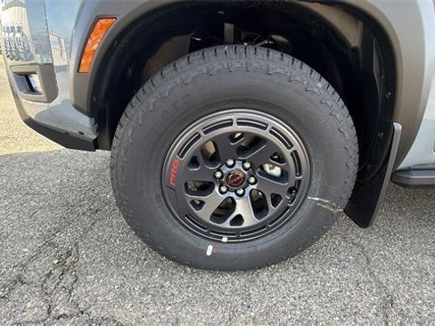 New 2026 Nissan Frontier PRO-4X image 10