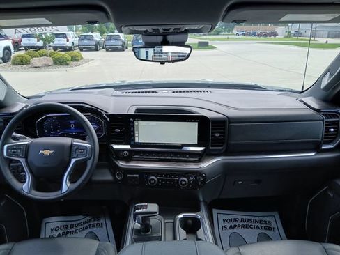 Certified 2024 Chevrolet Silverado 1500 LTZ w/ LTZ Premium Package AWD/4WD image 38