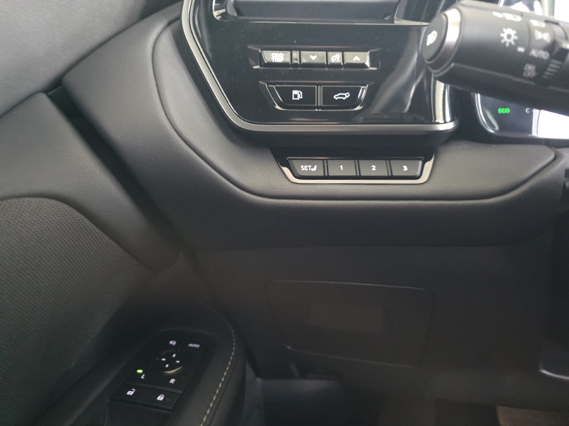 Used 2024 Lexus TX 350 FWD w/ Captains Chair Package image 21