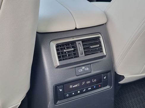 Used 2025 MAZDA CX-90 Plug-In Hybrid w/ Premium Plus image 27