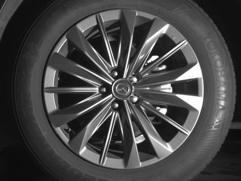 Used 2025 MAZDA CX-70 3.3 Turbo w/ Preferred Package image 12