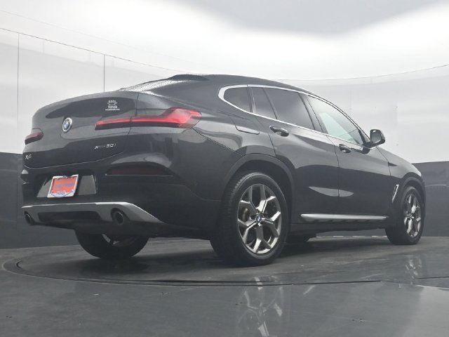 Used 2021 BMW X4 xDrive30i AWD/4WD image 33