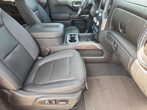 Certified 2022 GMC Sierra 1500 SLT RWD image 18