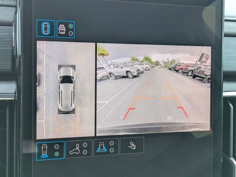 Used 2025 GMC Acadia Elevation FWD image 25